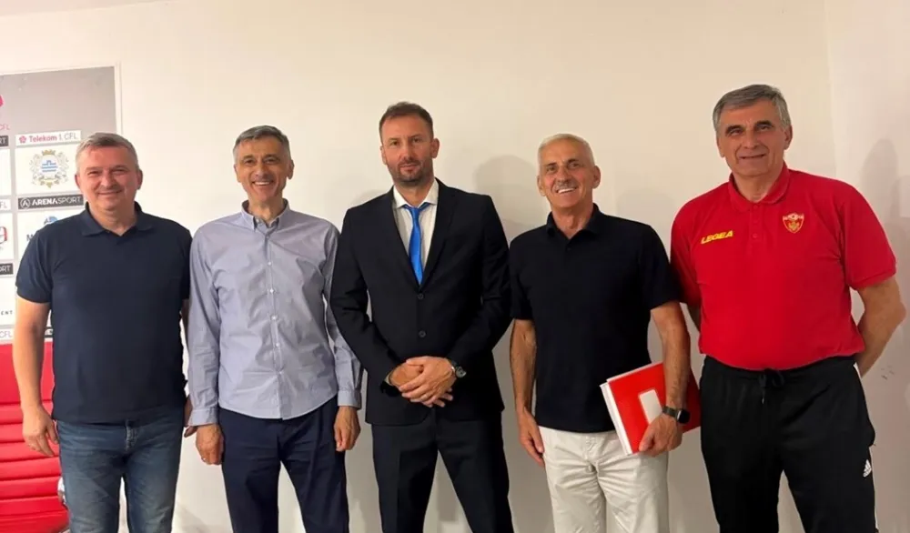 Novović u dru&scaron;tvu komisije
