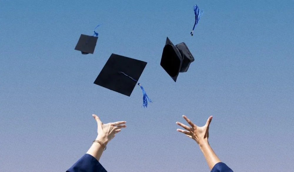 CGO: Konačno ukinuta obaveza prevođenja diploma na službenim jezicima