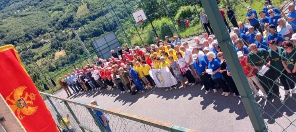 Čak 214 učesnika