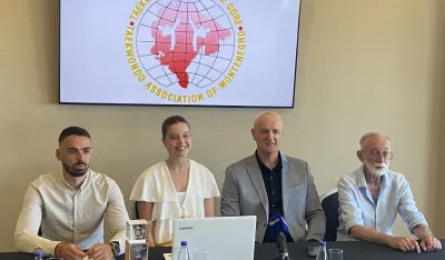 Sa konferencije za novinare
