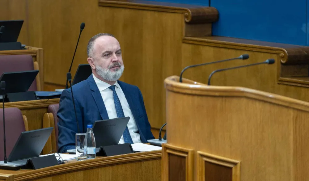 Đeljo&scaron;aj: Vi&scaron;e od 23.500 privrednih dru&scaron;tava podnijelo zahtjev za usklađivanje sa novim Zakonom o privrednim dru&scaron;tvima