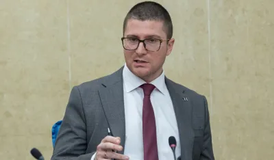 Aleksandar Ćuković, politikolog