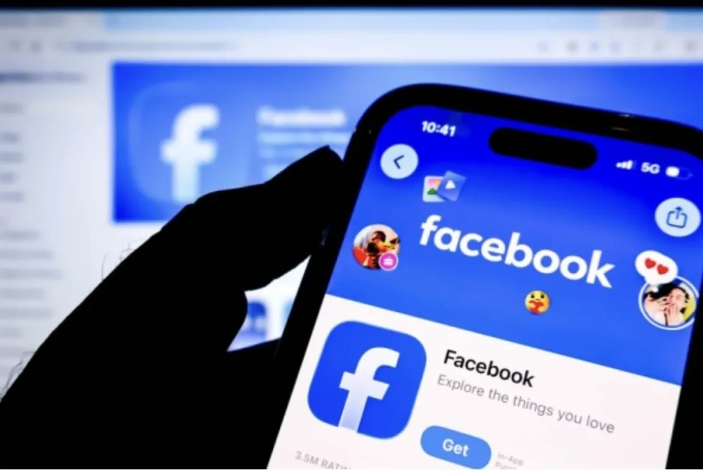 Facebook potpuno mijenja izgled? Stiže opcija koja će prepoloviti internet