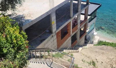 Policija tereti dvije osobe zbog nelegalne gradnje u Ulcinju