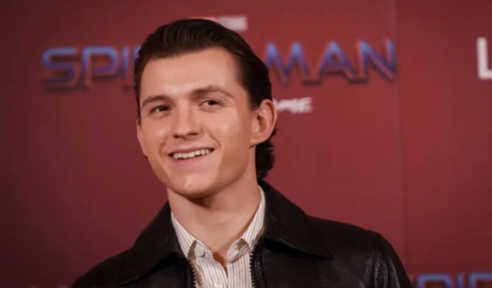 Objavljen novi trejler za film "Spajdermen: Novi dan": Tom Holand se bori protiv Hulka