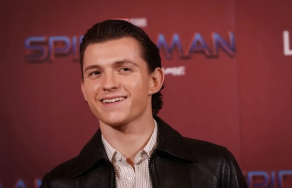Objavljen novi trejler za film "Spajdermen: Novi dan": Tom Holand se bori protiv Hulka