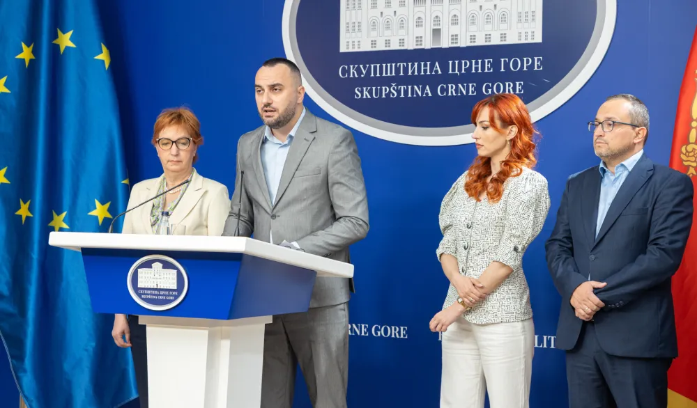 Demokrate: Predlog o dopuni Zakona o radu kojim se uvodi pravo na produženi vikend