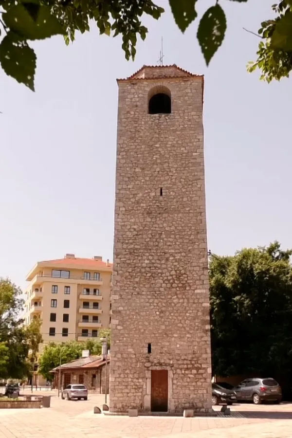Podgorica: U tuči u blizini Sahat kule povrijeđene dvije osobe, starica zadobila te&scaron;ke povrede