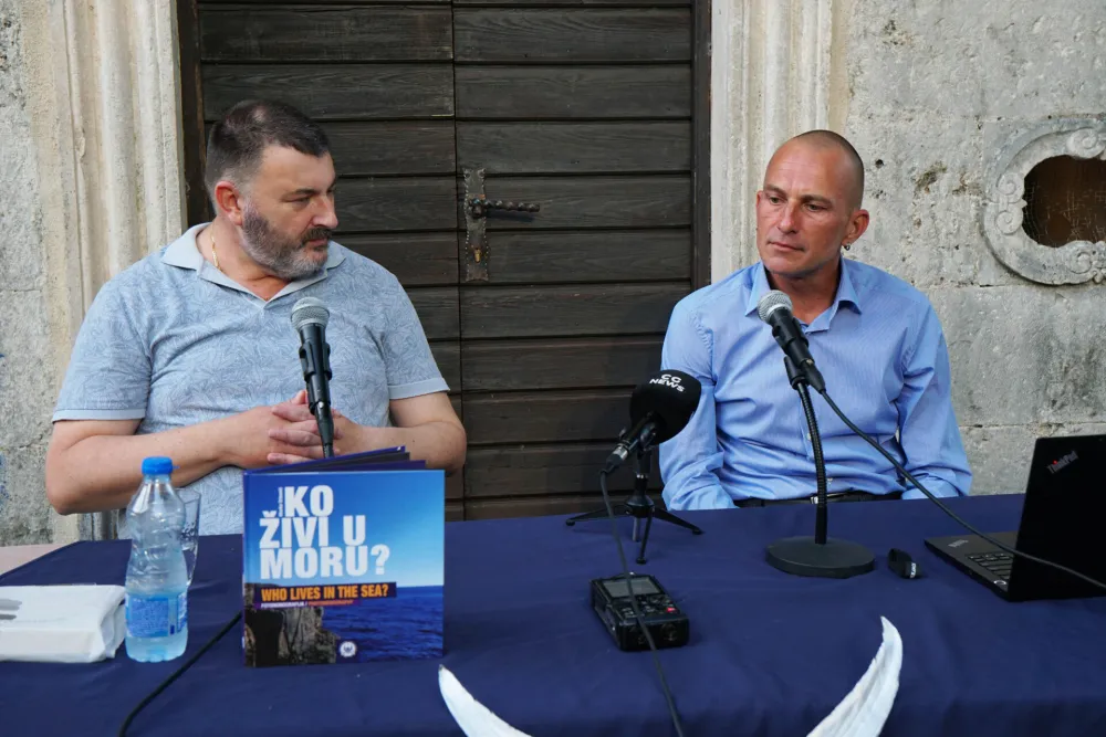 Crna Gora dobila prvu fotomonografiju o podvodnom svijetu
