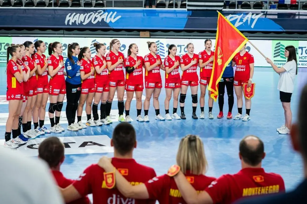 Ženska juniorska rukometna reprezenatcija Crne Gore