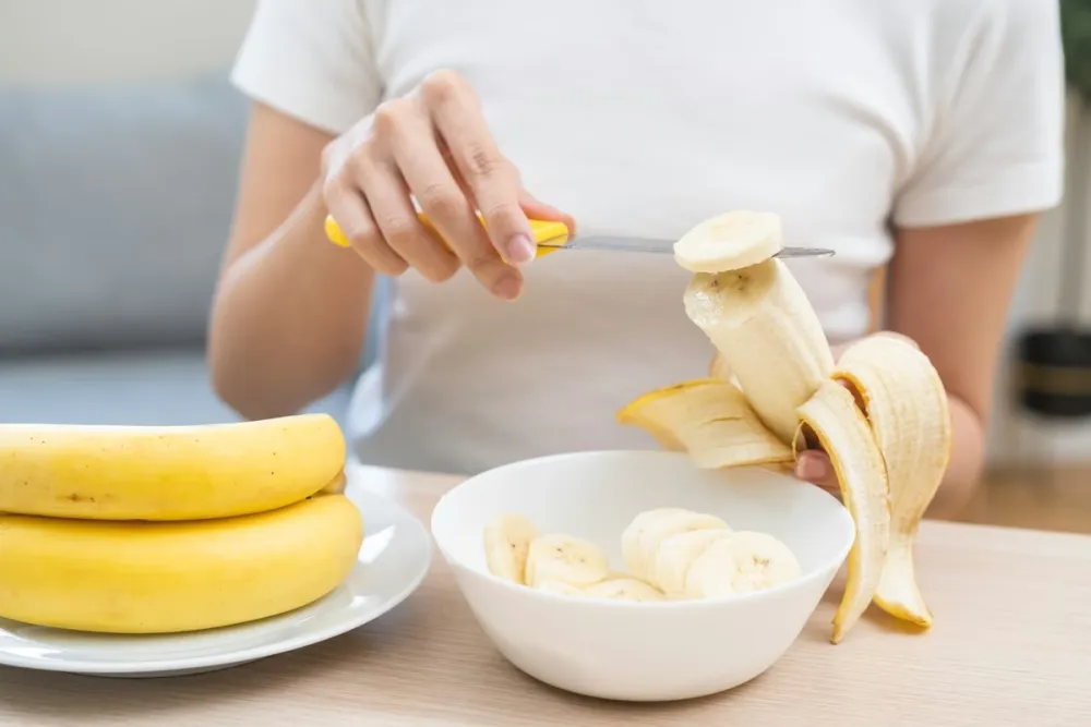&Scaron;ta se de&scaron;ava sa mozgom kada jedete banane - naučnici imaju zanimljiv odgovor