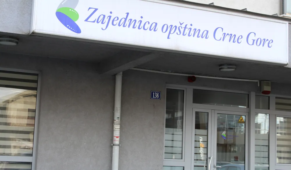 Zajednica op&scaron;tina: Neustavno je op&scaron;tinama nametati finansiranje socijalnih usluga koje su dio izvornih nadležnosti države