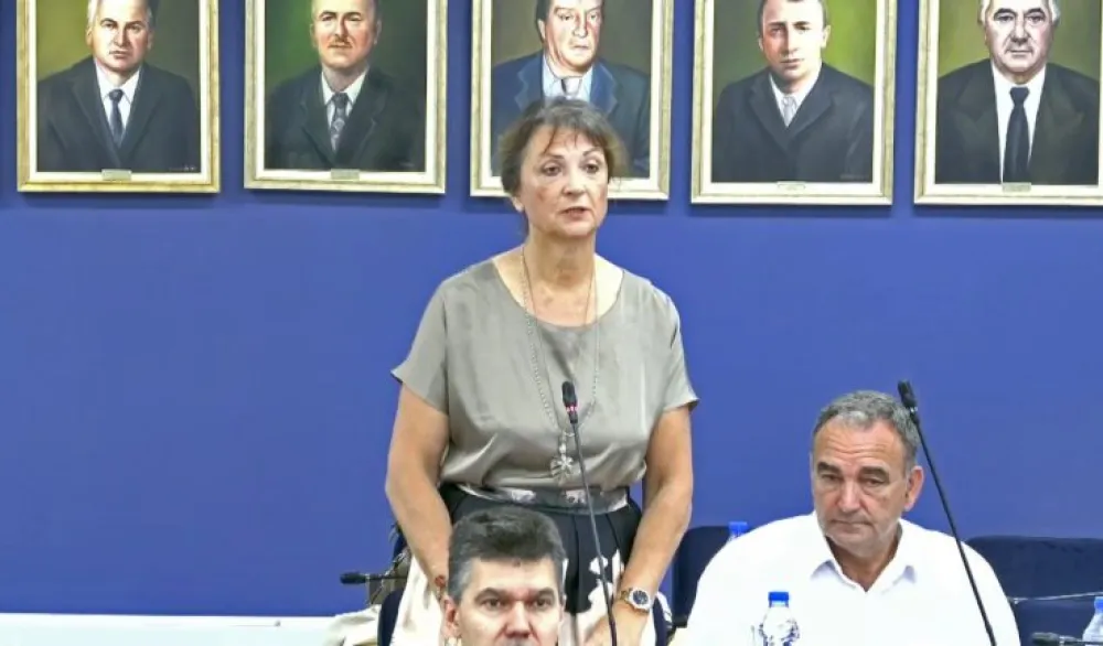 Оливера Доклестић