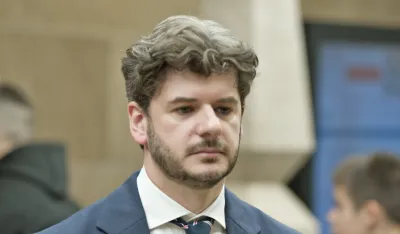 Čarapić: PES neće saradnju s biv&scaron;om vla&scaron;ću; Vučićev i Đukanovićev režim slični