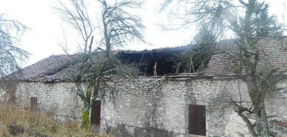 Objekat biv&scaron;eg vojnog magacina u selu Kralje