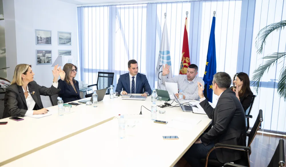 ACV donira 10,7 hiljada eura za nabavku aparata za preglede vazduhoplovnog osoblja