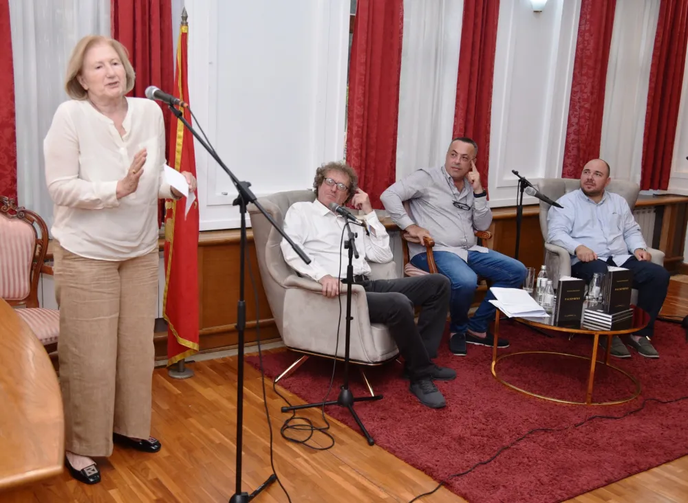 Uticaj politike na obične ljude