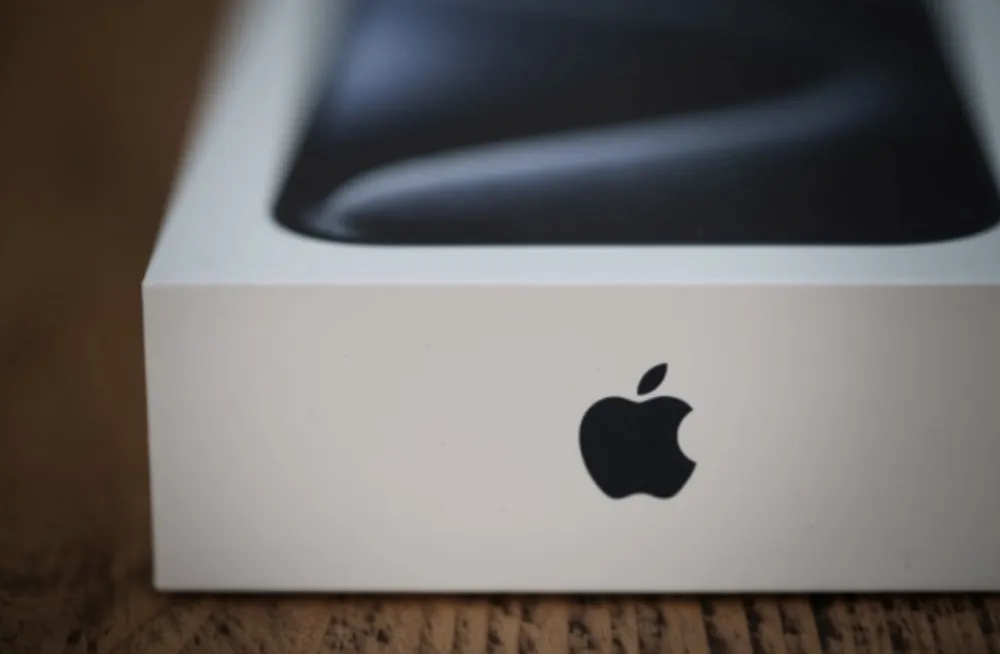 Stiže sklopivi iPhone: Poznat datum premijere Apple zveri, ali i lo&scaron;a vijest o cijeni