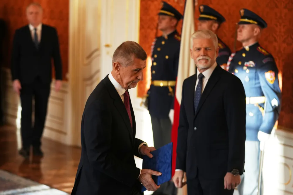 Če&scaron;ka vlada ipak dozvolila Pavelu da prisustvuje samitu NATO