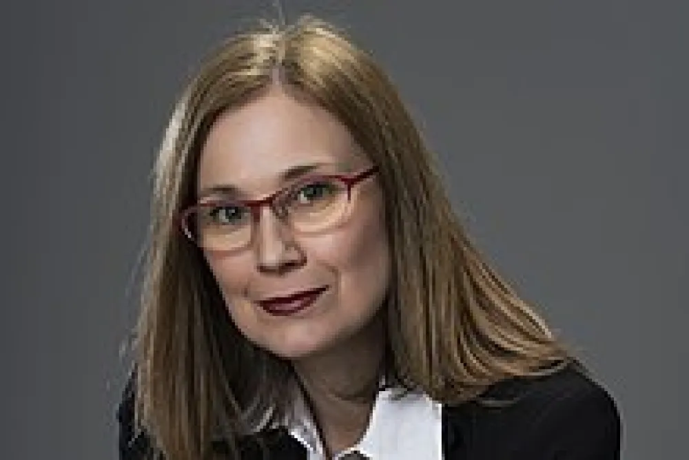Нина Савчић