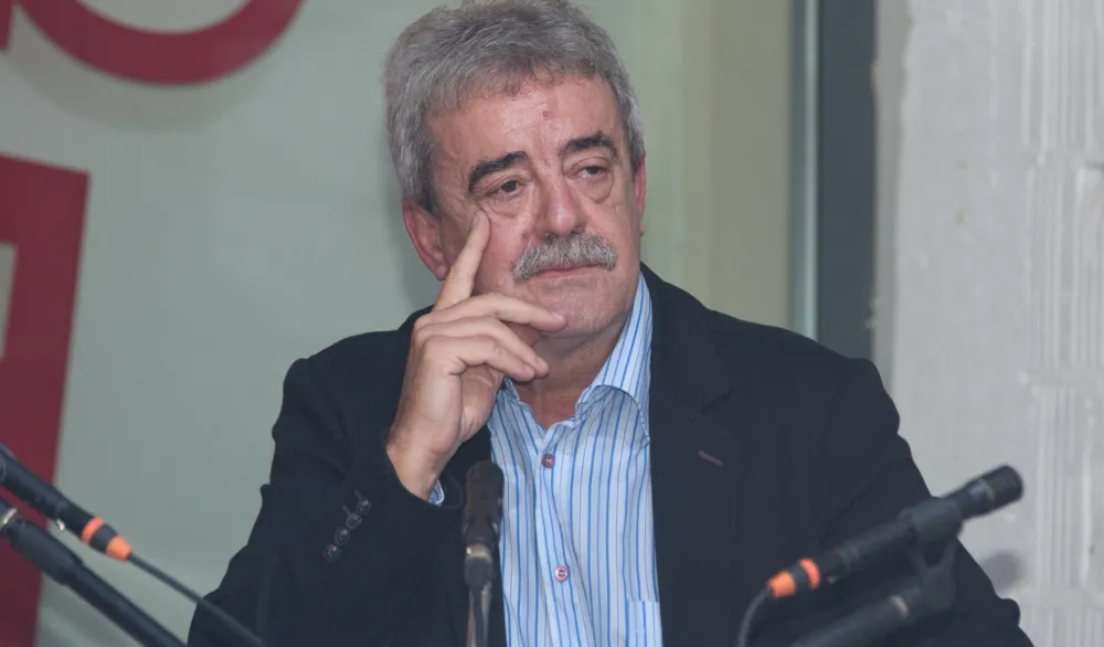 Sedam godina od smrti Momira Bulatovića: Ostavio pečat u savremenoj istoriji Crne Gore