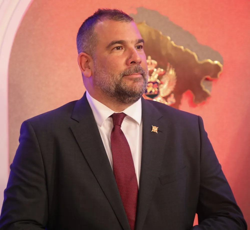 Krapović: Nastaviću da odgovaram na optužbe u vezi sa nabavkom patrolnih brodova