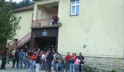 школа у Кањама 