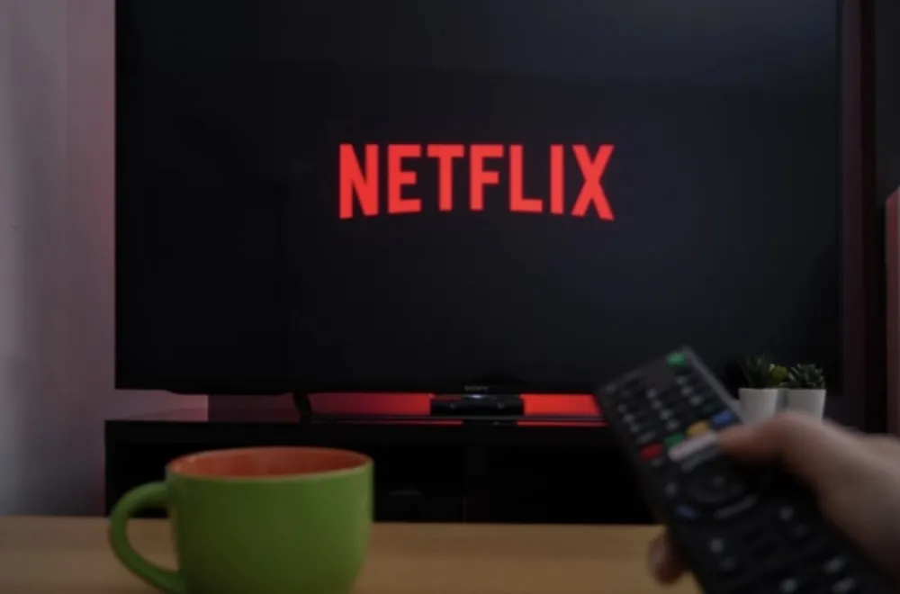 Netflix sprema novu blokadu: Svaki nalog u kući moraće da ima svoj imejl?