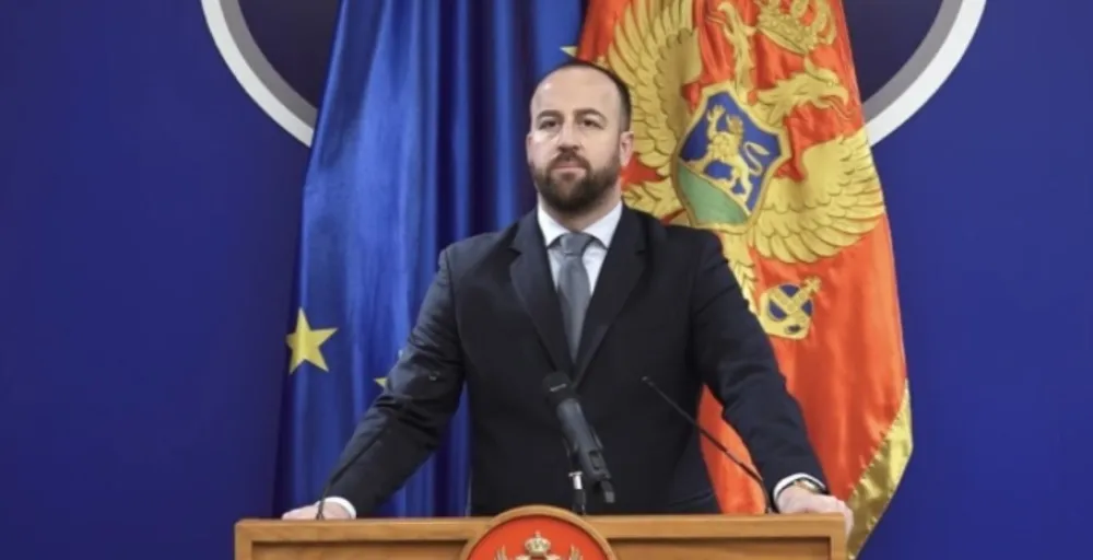 Nikolić: Izmjene Ustava ne odvajati od ukupnog političkog dijaloga