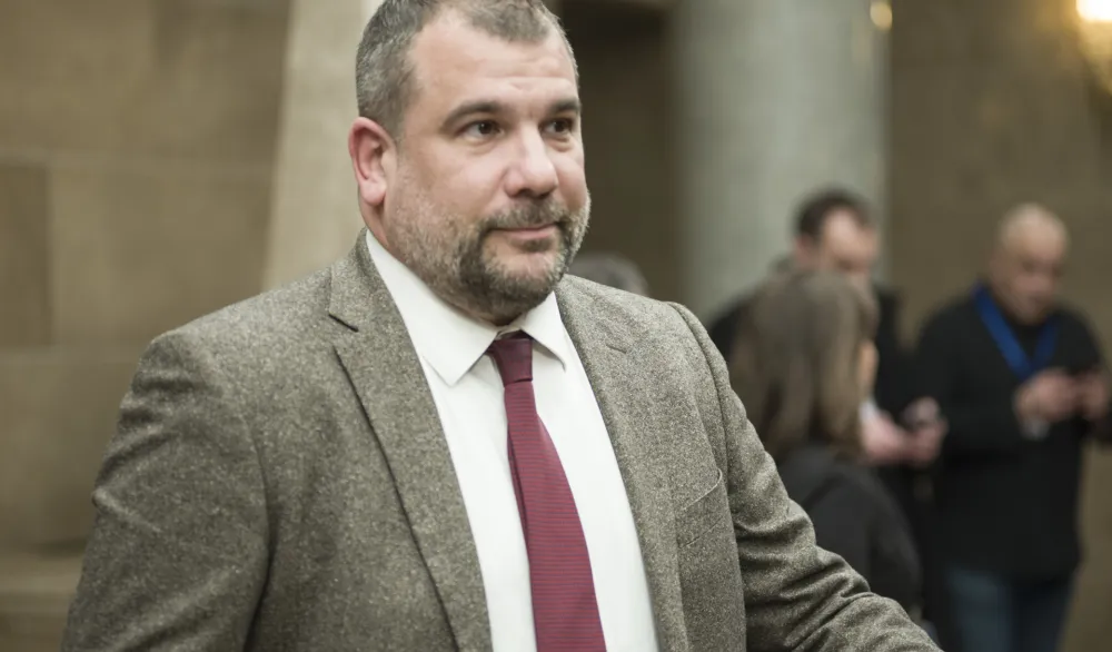 Krapović: Zirojević i Radulović prvi javno napali direktora policije zbog kori&scaron;ćenja Majbaha zbog ugroženosti