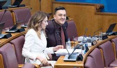 Vlada bira ko će kontrolisati tendere