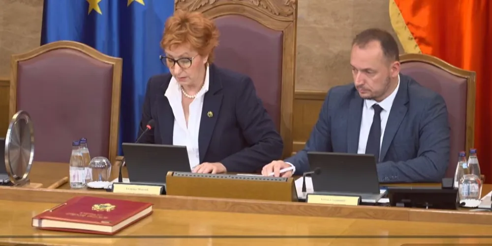 Na sjednici Skup&scaron;tine rasprava o Ustavu