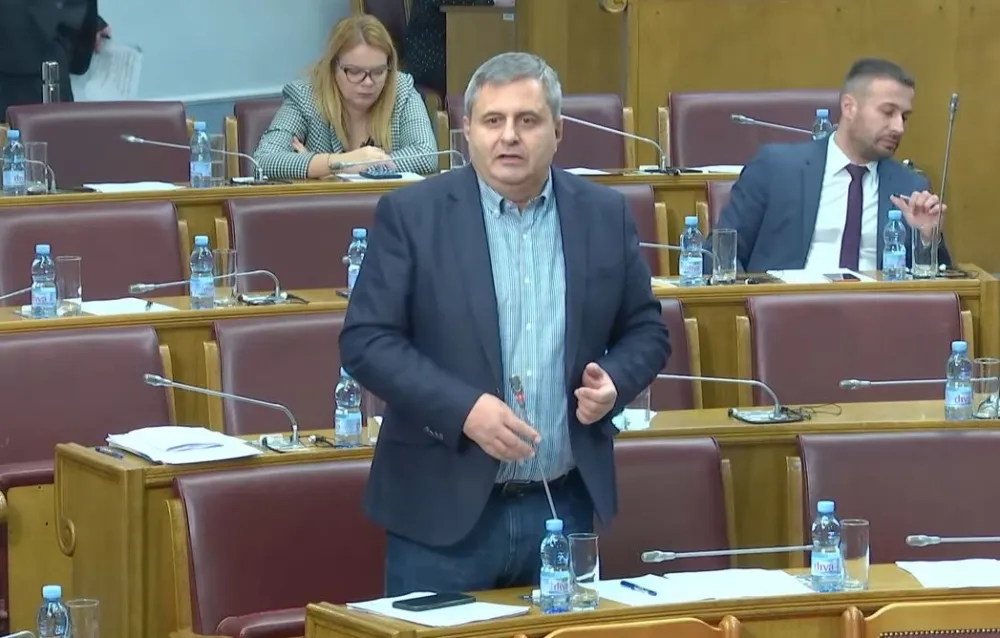 Radunovića četiri mjeseca ne pitaju je li ubrzavao legalizaciju hotela