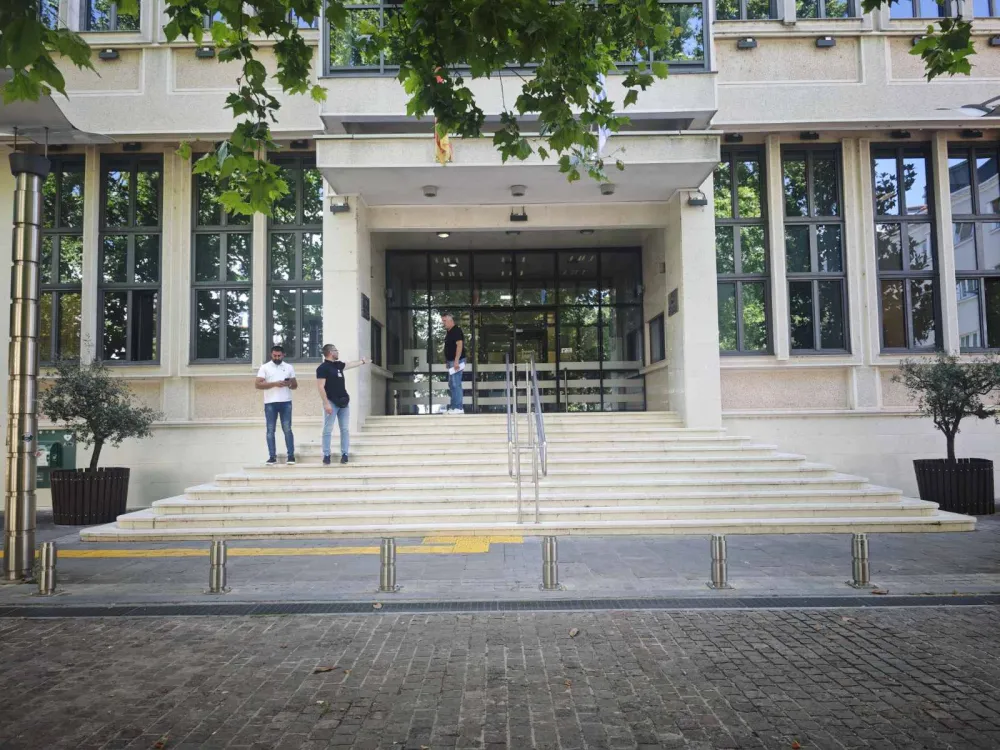 Nema kvoruma za Perićevu platu