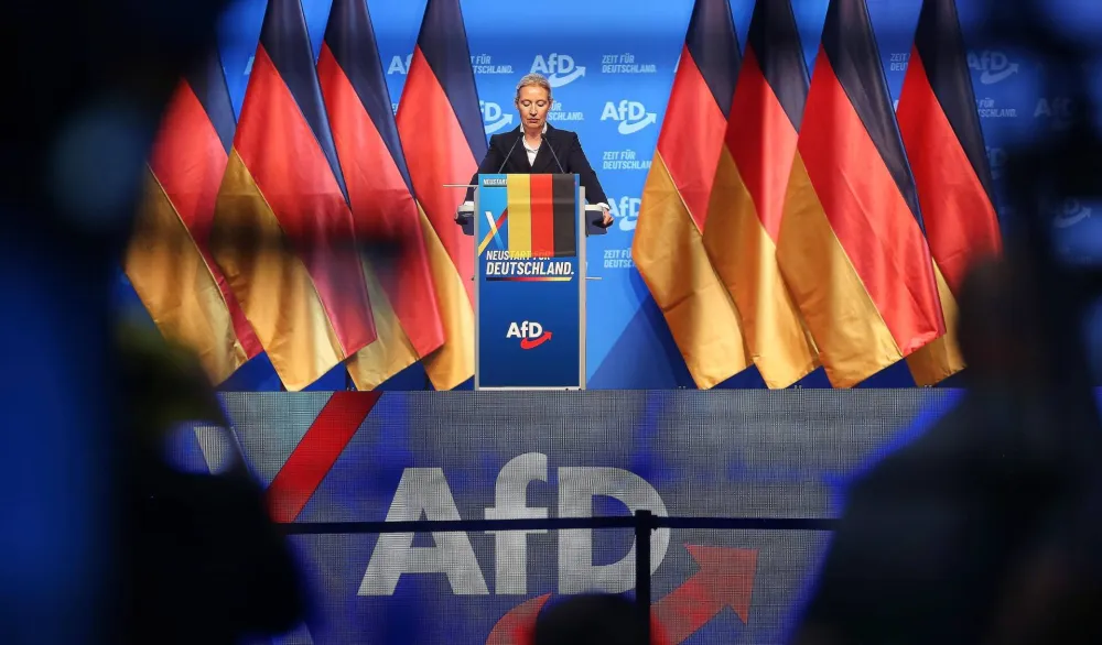 Uprkos protestima održan kongres AfD: "Učinićemo Njemačku ponovo velikom"