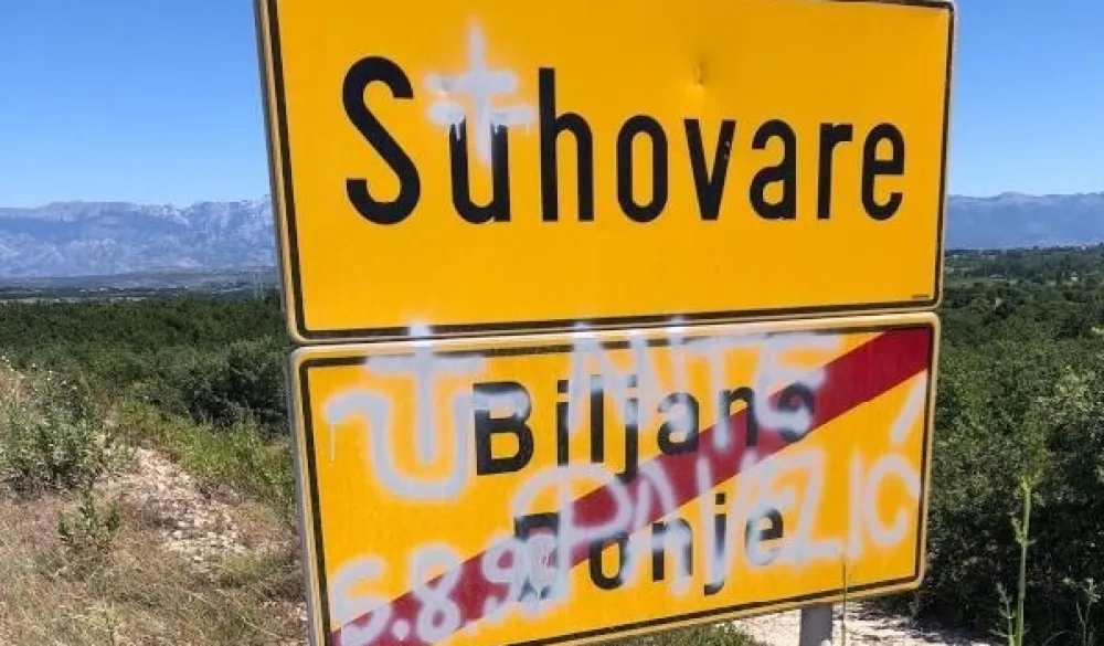 Grafiti sa usta&scaron;kim simbolima