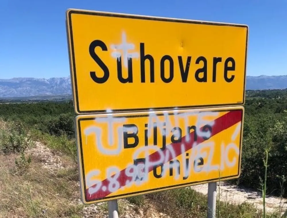 Grafiti sa usta&scaron;kim simbolima