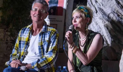 Svetlana Ivanović, glavna urednica festivalskog programa Trg pjesnika Grad teatar SrđanDragojević, reditelj, scenarista pisac