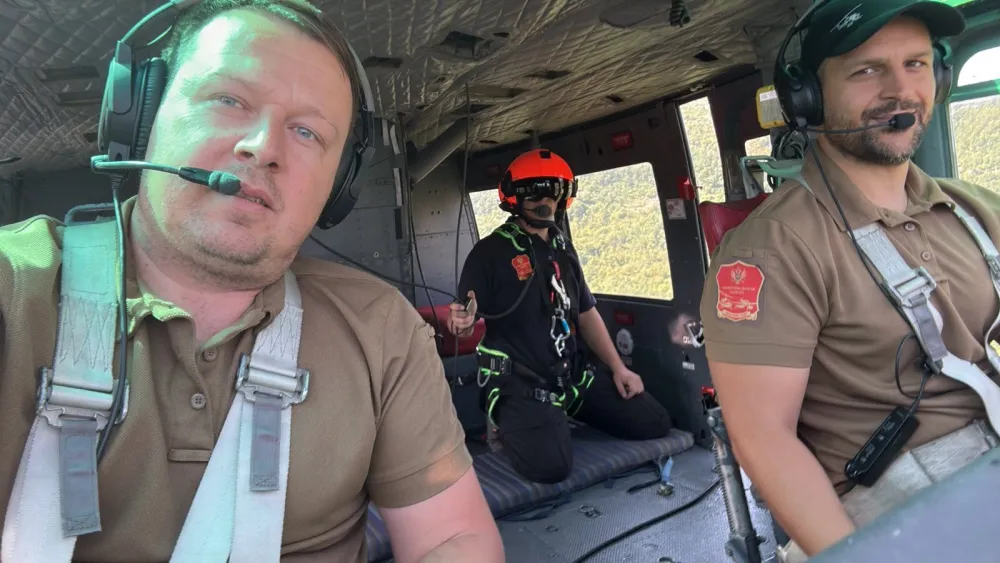 Pilot Boris Bo&scaron;ković izveo majstorski manevar iznad planinskih grebena
