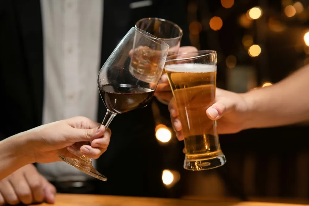 Pivo ili vino: Veliko istraživanje otkriva koje piće nosi veći zdravstveni rizik