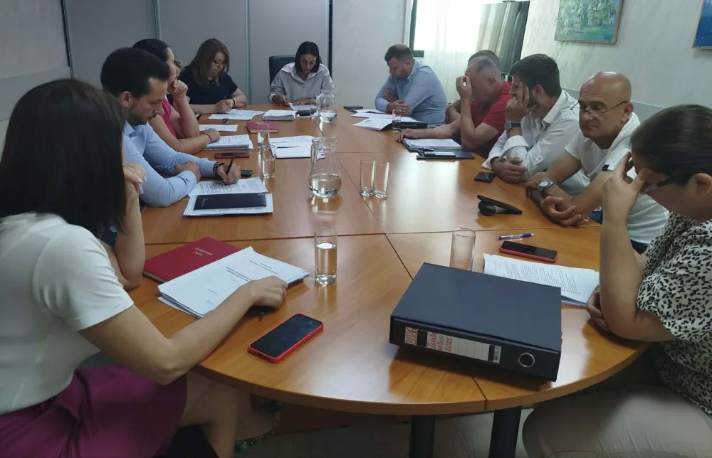 U izvje&scaron;taju o Asanovićevom radu ni riječi o referendumu o gradnji kolektora u Botunu