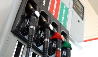 Gorivo skuplje dva do četiri centa