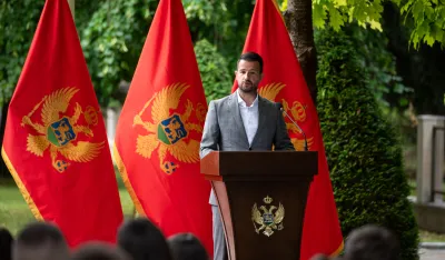 Milatović nagradio najbolje srednjo&scaron;kolce: Budućnost Crne Gore je u va&scaron;em znanju