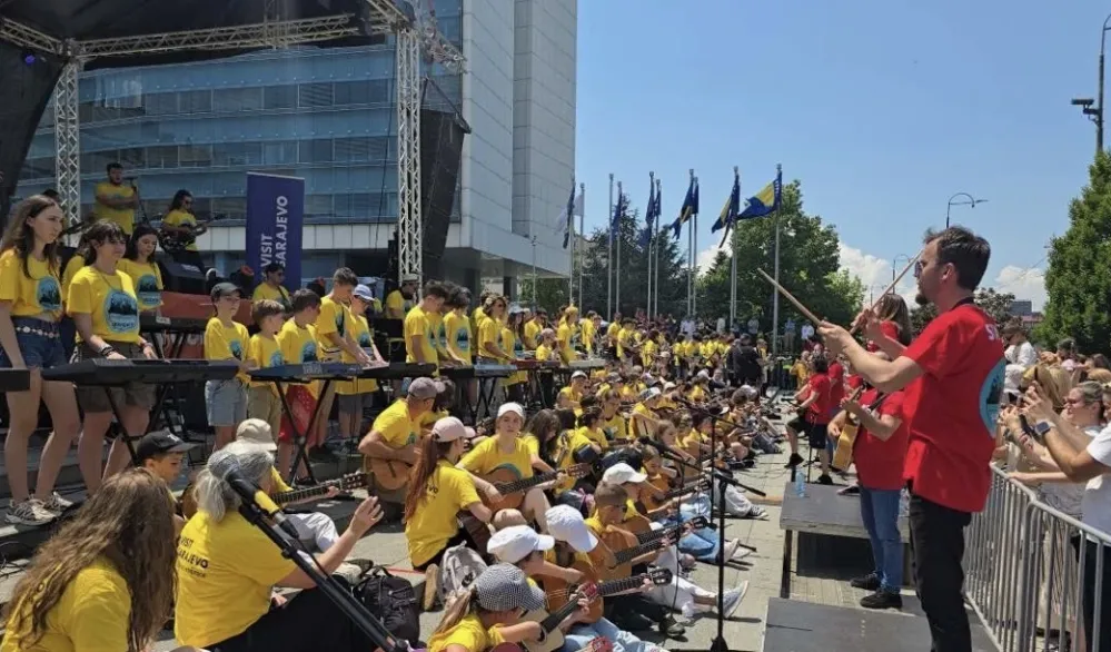 Mladi muzičari iz Kotora dio regionalnog spektakla: Bend &bdquo;Eclipse&ldquo; nastupio na Sarajevo Rocks Festivalu