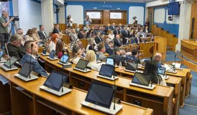 Skupština sa 74 glasa podržala pokretanje postupka za izmjene Ustava