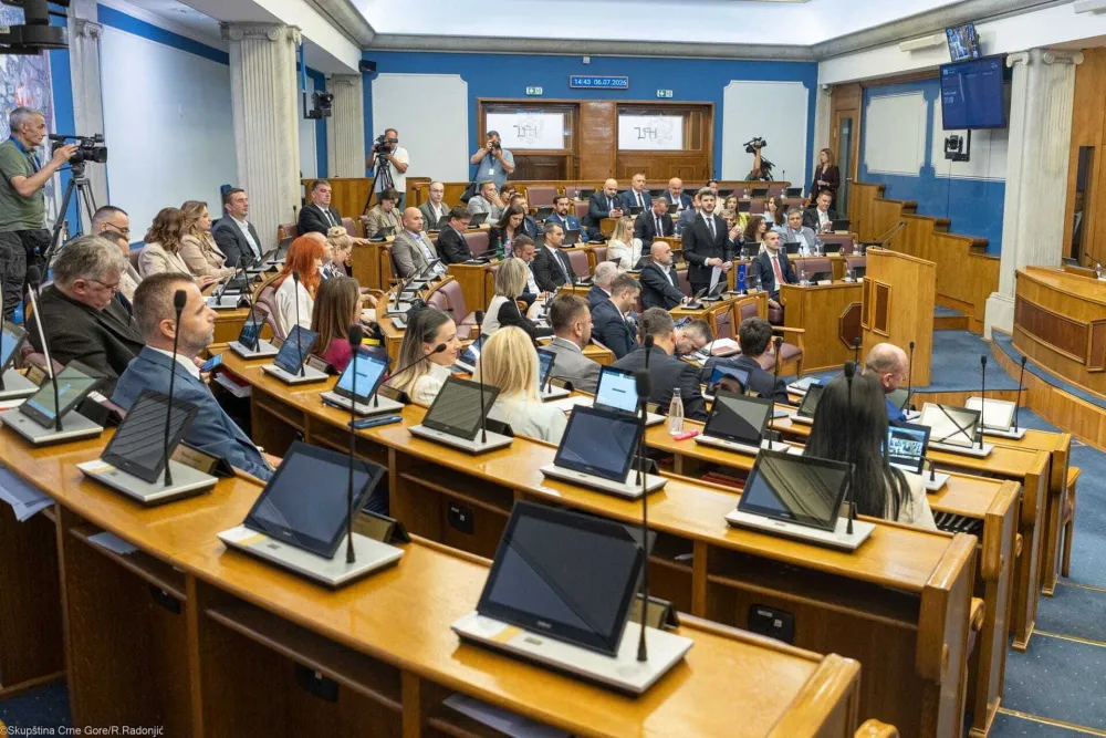 Skup&scaron;tina sa 74 glasa podržala pokretanje postupka za izmjene Ustava