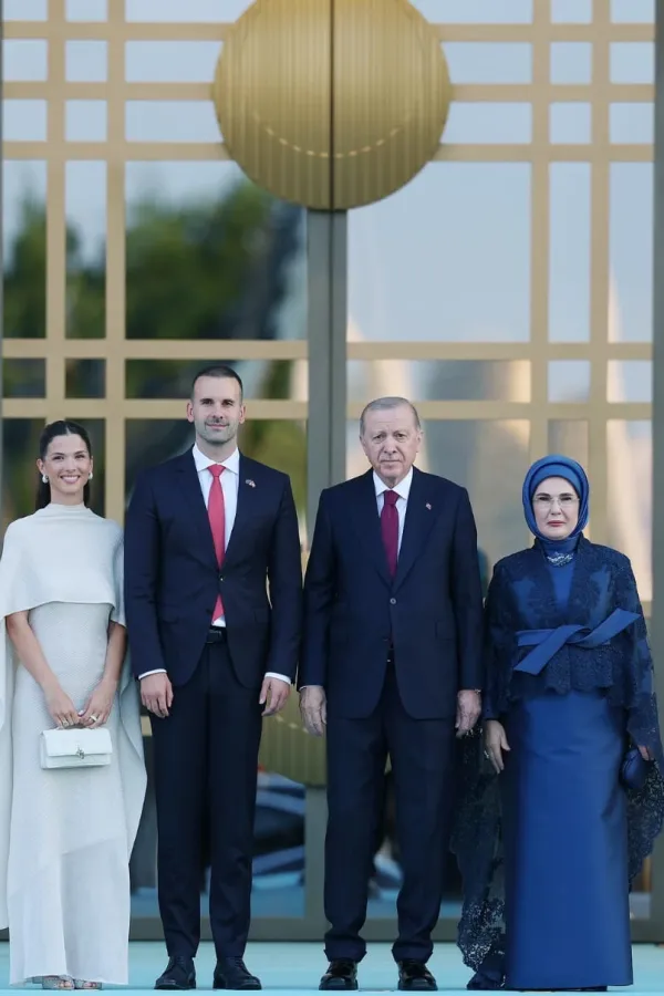 (FOTO) Počinje NATO Samit - premijer sa suprugom prisustvovao prijemu kod Erdogana