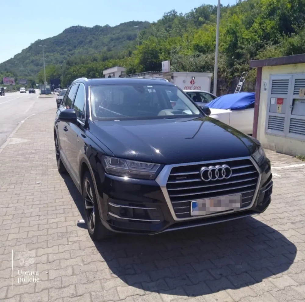 Na Božaju oduzeto vozilo koje potražuje njemački Interpol