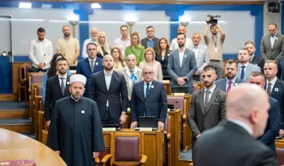 Nurković otvorio izložbe &bdquo;Priče iz Srebrenice&rdquo; i &bdquo;Djetinjstvo u ratu: Crteži iz Srebrenice&rdquo;