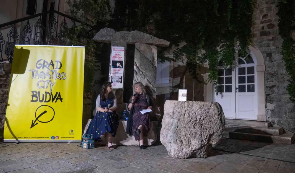 Надија Реброња и prof. dr Vladislava Gordić Petković 